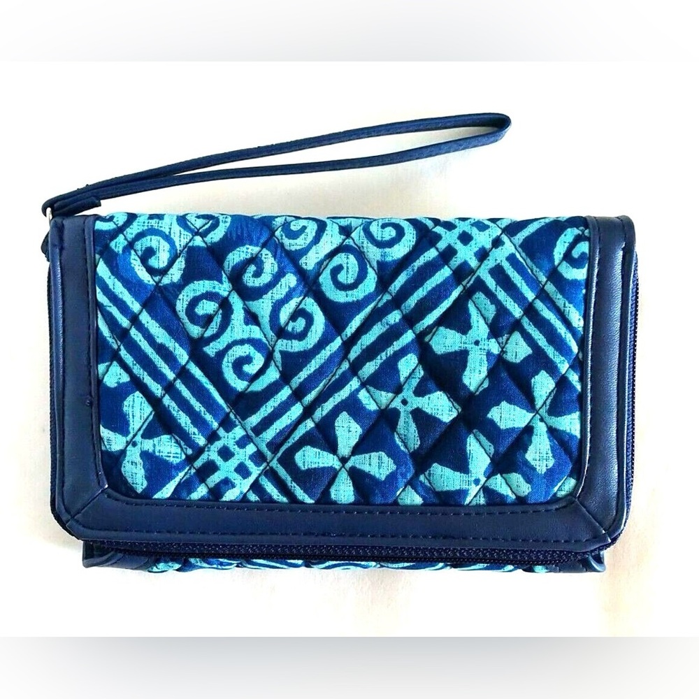 Vera Bradley Ultimate Wristlet in the Cuban Tiles pattern